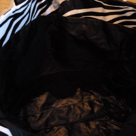 Tote Bag with Removable Clutch New Shopping to Office Versatile - Picture 5 of 8